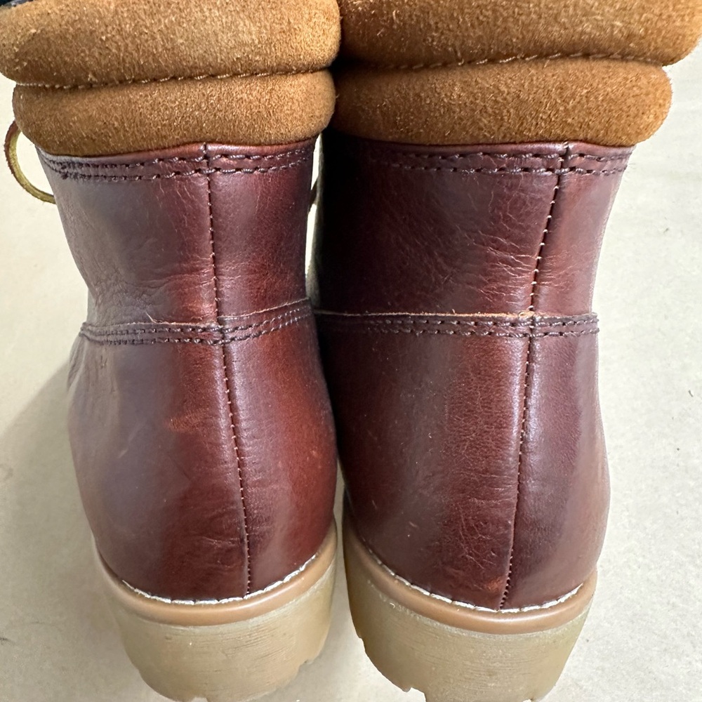Ralph Lauren Brown Leather Lace-Up Boots with Yellow Laces - Picture 3 of 7